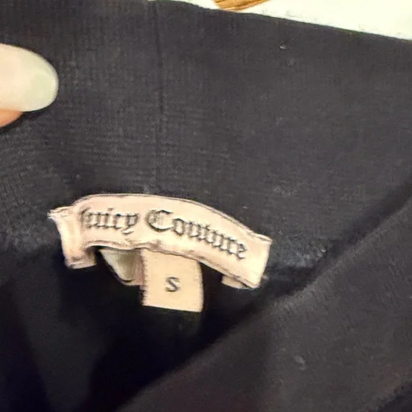 Juicy Couture Black Velour Pants with Embroidered Logo - Picture 3 of 4